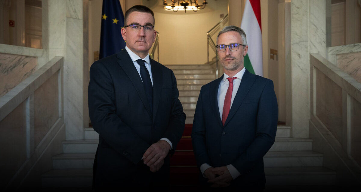 Új vezetők a Külügyi Intézetben